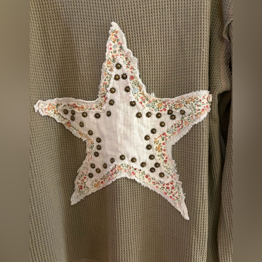 POL-Women’s NWOT LS Olive Textured Knit Top Size S - Picture 3 of 8